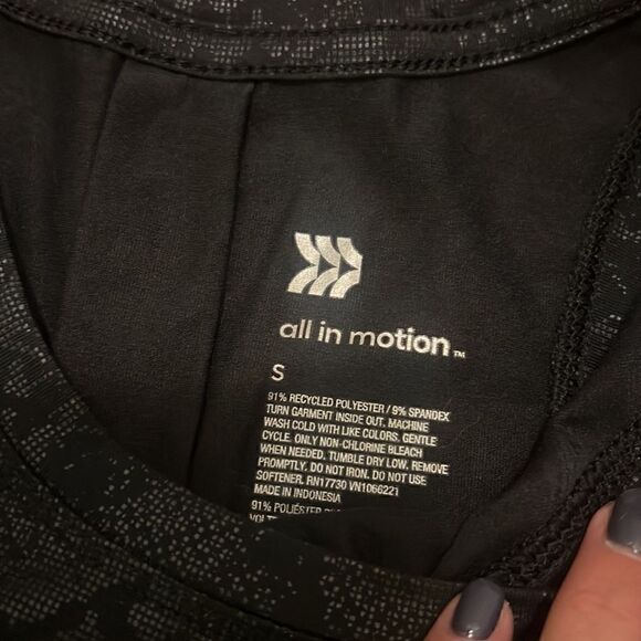 All in Motion Black Tank Top - Snake Print Black Workout Top TANK - LIKE NEW - Picture 3 of 5
